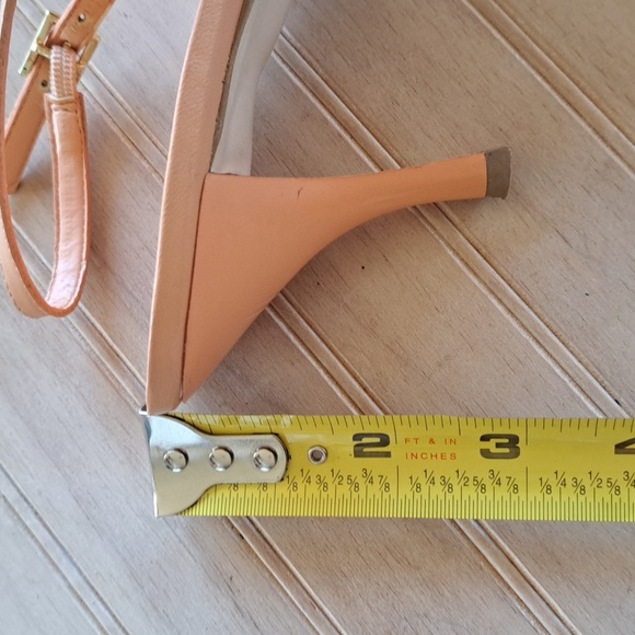 BCBGIRLS Peach Leather Pointed Toe Sling-Back Elegant Short Kitten Heels - Picture 9 of 10